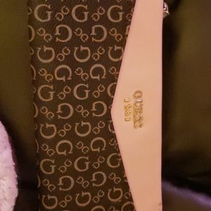 Guess Wallet